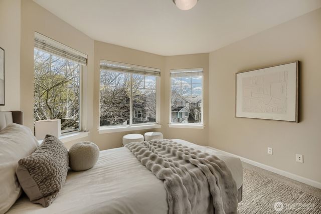 2972 NE Marquette Way, Issaquah, WA 98029