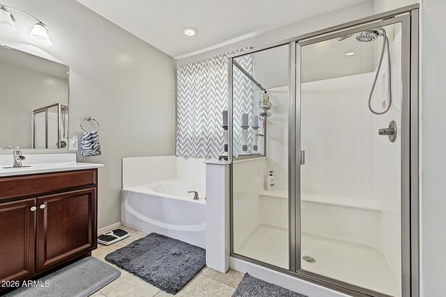 18619 W KOLINA Lane, Waddell, AZ 85355