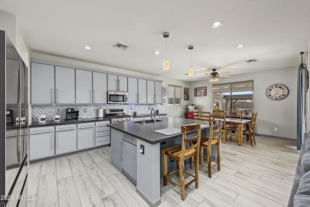 18619 W KOLINA Lane, Waddell, AZ 85355