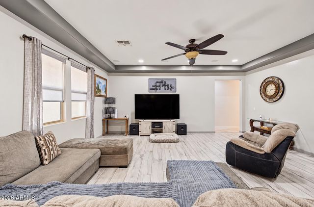 18619 W KOLINA Lane, Waddell, AZ 85355