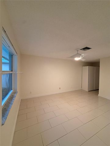 13741 Flora Pl B, Delray Beach, FL 33484