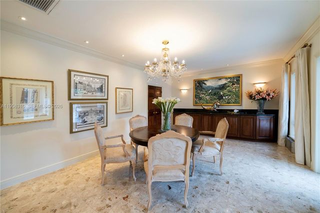 6465 Pinetree Drive Cir, Miami Beach, FL 33141