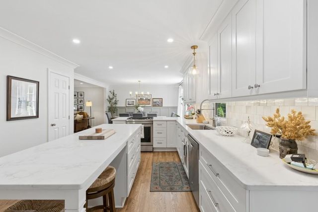670 Lake Charles Way, Roswell, GA 30075