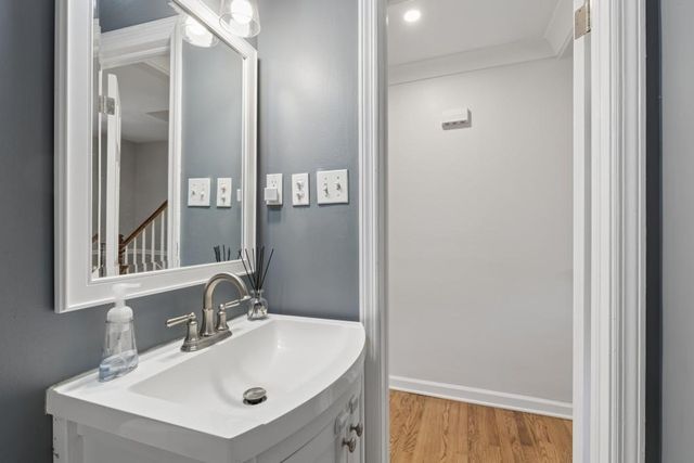 670 Lake Charles Way, Roswell, GA 30075