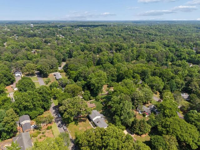 670 Lake Charles Way, Roswell, GA 30075