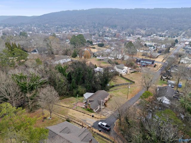 503 4th Street, Fort Payne, AL 35967