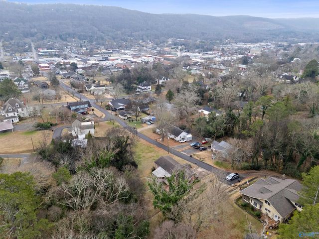 503 4th Street, Fort Payne, AL 35967