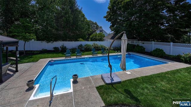 37 Keilana Drive, Wayne, NJ 07470