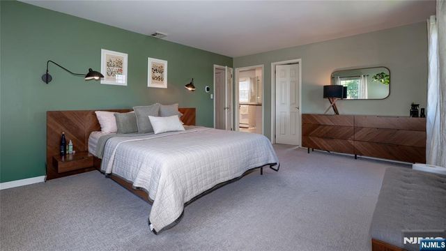 37 Keilana Drive, Wayne, NJ 07470
