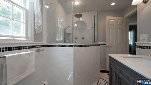 37 Keilana Drive, Wayne, NJ 07470