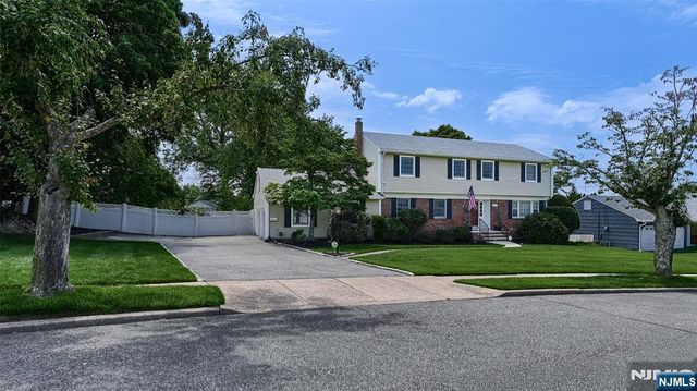 37 Keilana Drive, Wayne, NJ 07470
