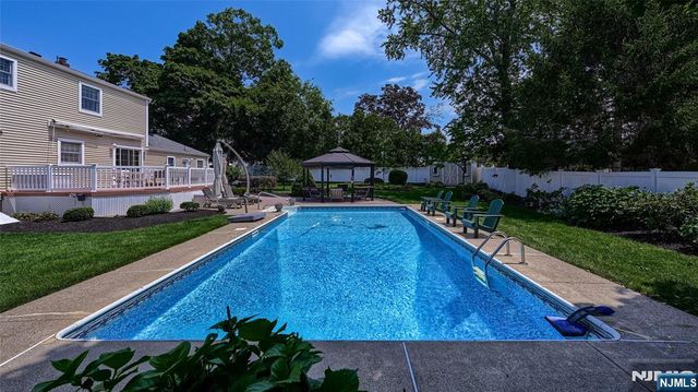 37 Keilana Drive, Wayne, NJ 07470