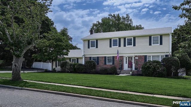 37 Keilana Drive, Wayne, NJ 07470