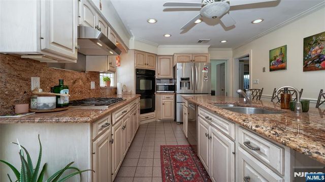37 Keilana Drive, Wayne, NJ 07470