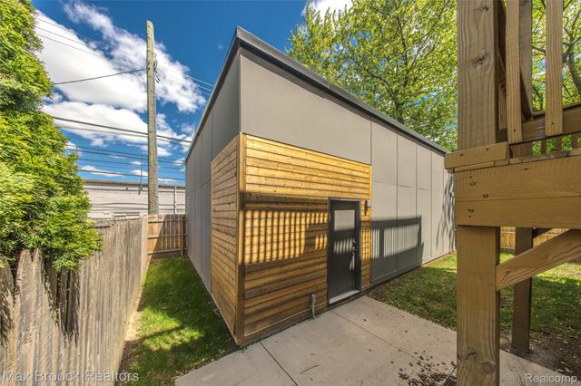 4530 Commonwealth Street 1, Detroit, MI 48208