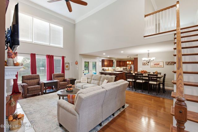 4702 Tall Grass Ct, La Grange, KY 40031