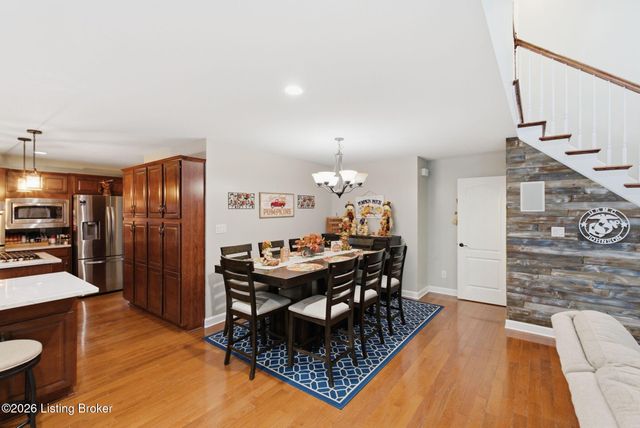 4702 Tall Grass Ct, La Grange, KY 40031