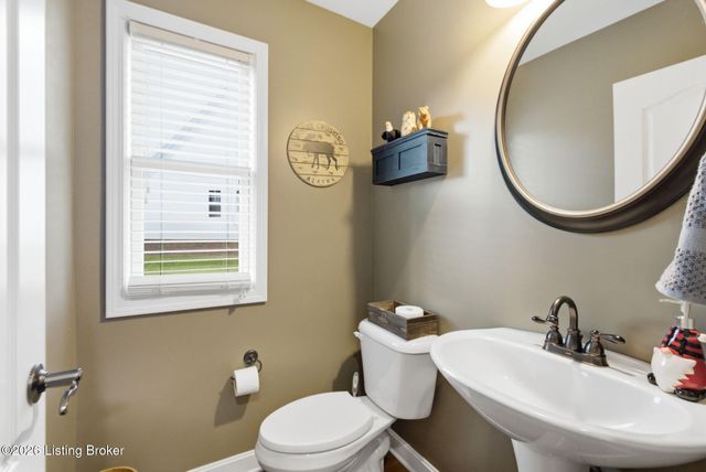 4702 Tall Grass Ct, La Grange, KY 40031