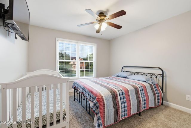 4702 Tall Grass Ct, La Grange, KY 40031