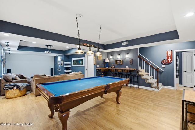 4702 Tall Grass Ct, La Grange, KY 40031