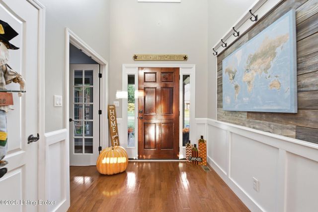 4702 Tall Grass Ct, La Grange, KY 40031