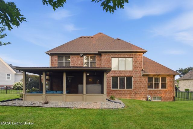 4702 Tall Grass Ct, La Grange, KY 40031
