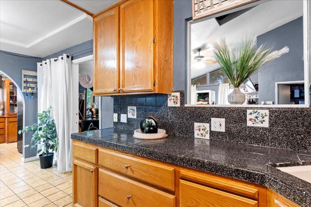 2141 Winafred St, Sacramento, CA 95825