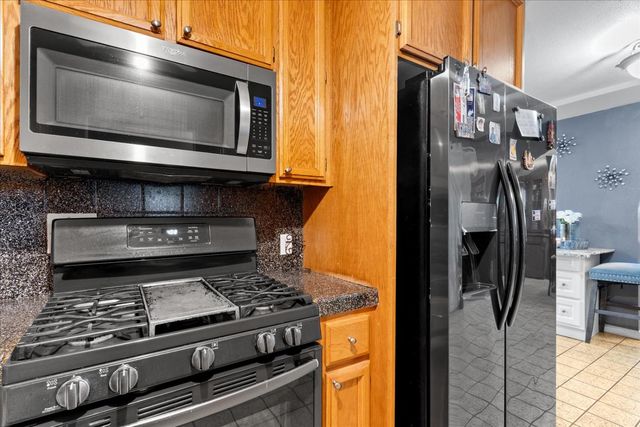 2141 Winafred St, Sacramento, CA 95825