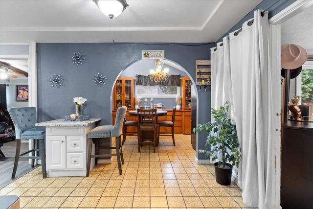 2141 Winafred St, Sacramento, CA 95825