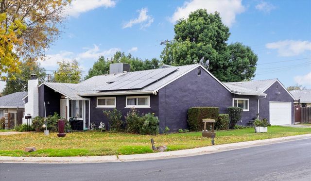 2141 Winafred St, Sacramento, CA 95825