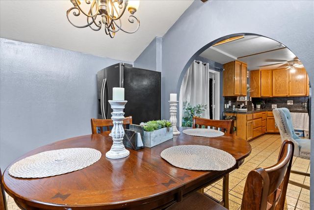 2141 Winafred St, Sacramento, CA 95825