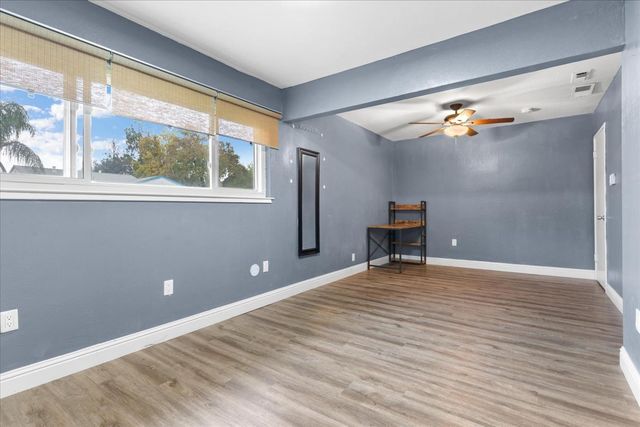 2141 Winafred St, Sacramento, CA 95825