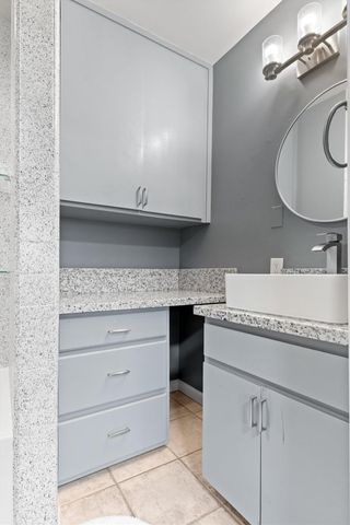 2141 Winafred St, Sacramento, CA 95825