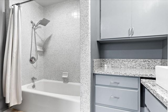 2141 Winafred St, Sacramento, CA 95825