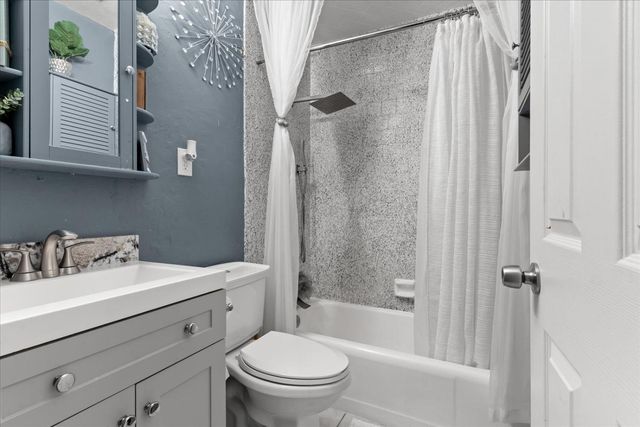 2141 Winafred St, Sacramento, CA 95825