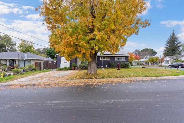 2141 Winafred St, Sacramento, CA 95825