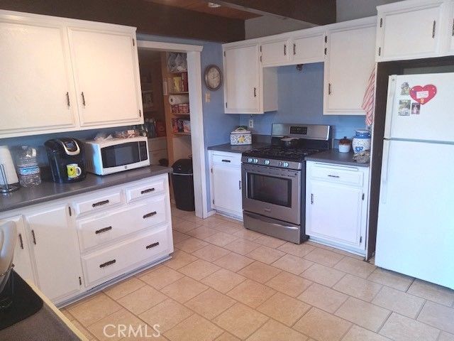 26325 Lake Forest Drive, Twin Peaks, CA 92391