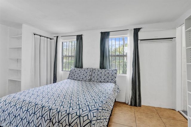 14115 NE 11th Avenue, North Miami, FL 33161