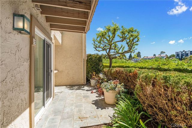 15 Hilltop Circle, Rancho Palos Verdes, CA 90275