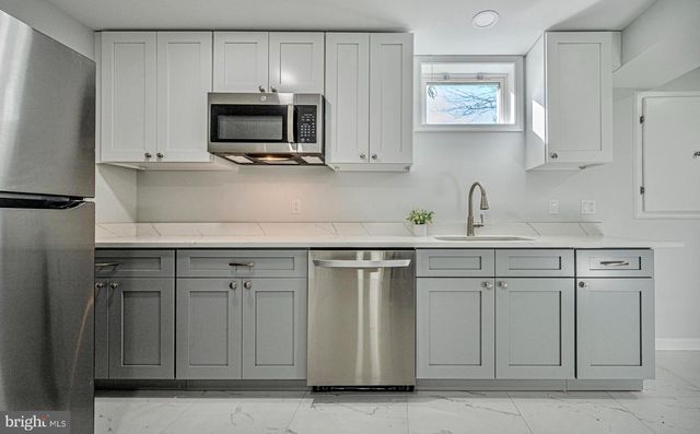 47330 VISTA CT, Sterling, VA 20165