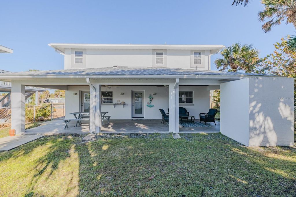 Image 8 of property listing at 239 KIRKLAND ROAD, New Smyrna Beach, FL 32169
