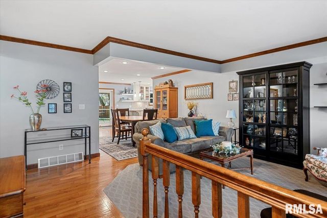2508 Charlack Avenue, Springfield, IL 62704
