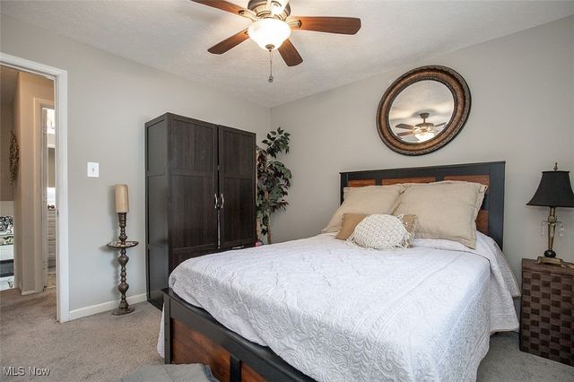 6031 Sunset Drive, Bedford Heights, OH 44146