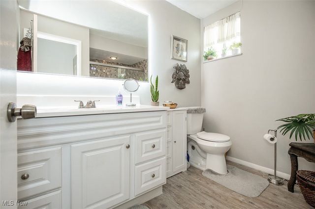 6031 Sunset Drive, Bedford Heights, OH 44146