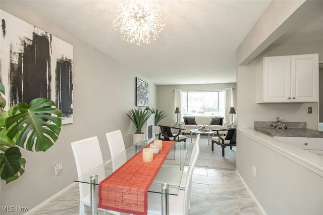 6031 Sunset Drive, Bedford Heights, OH 44146