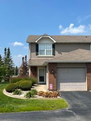 931 Flagstone Drive, Dyer, IN 46311