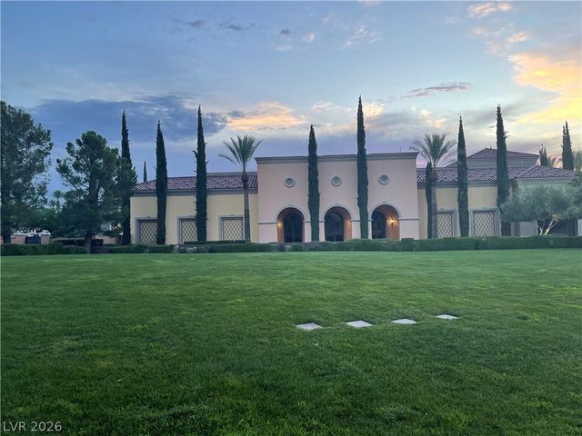 4464 Largo Cantata Street, Las Vegas, NV 89135