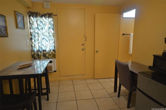 2450 Prince Edward Street 202A, Honolulu, HI 96815