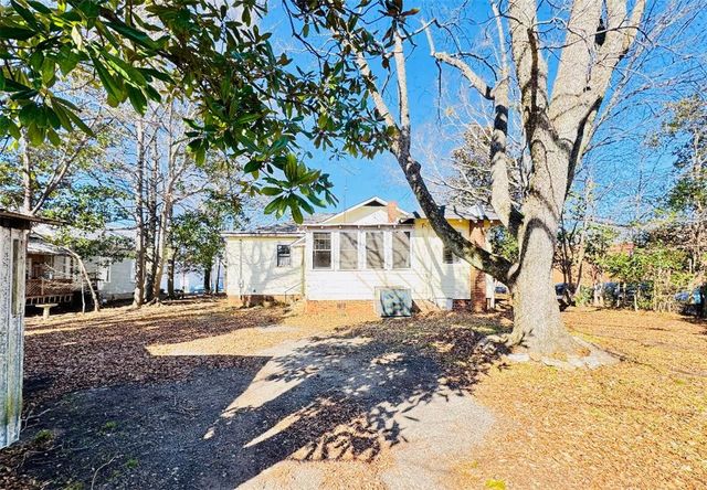 115 Pickens Street, Abbeville, SC 29620