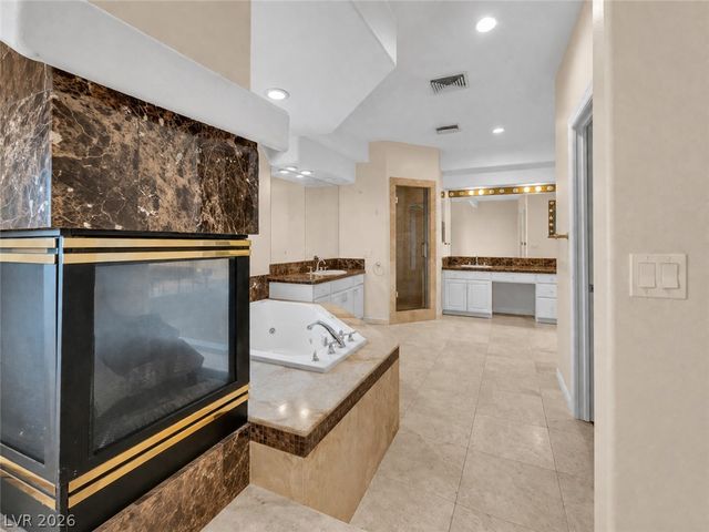 7956 Marbella Circle, Las Vegas, NV 89128